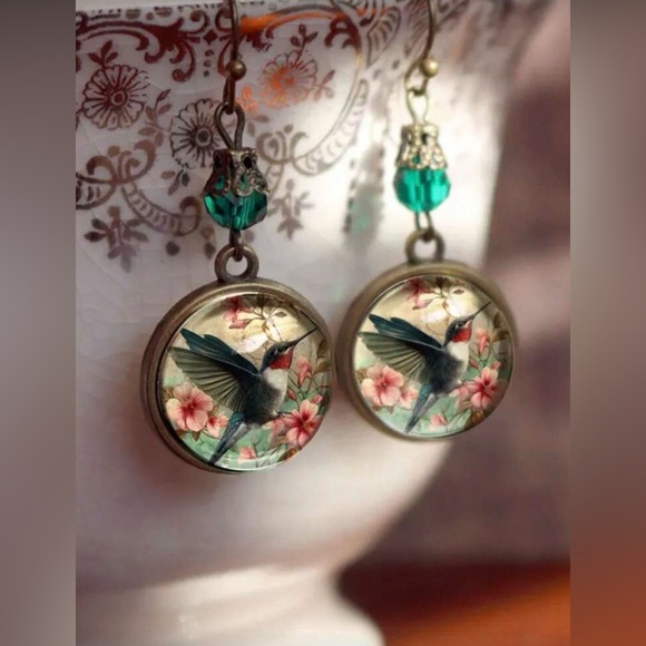 Charming Hummingbird Earrings - Picture 3 of 5